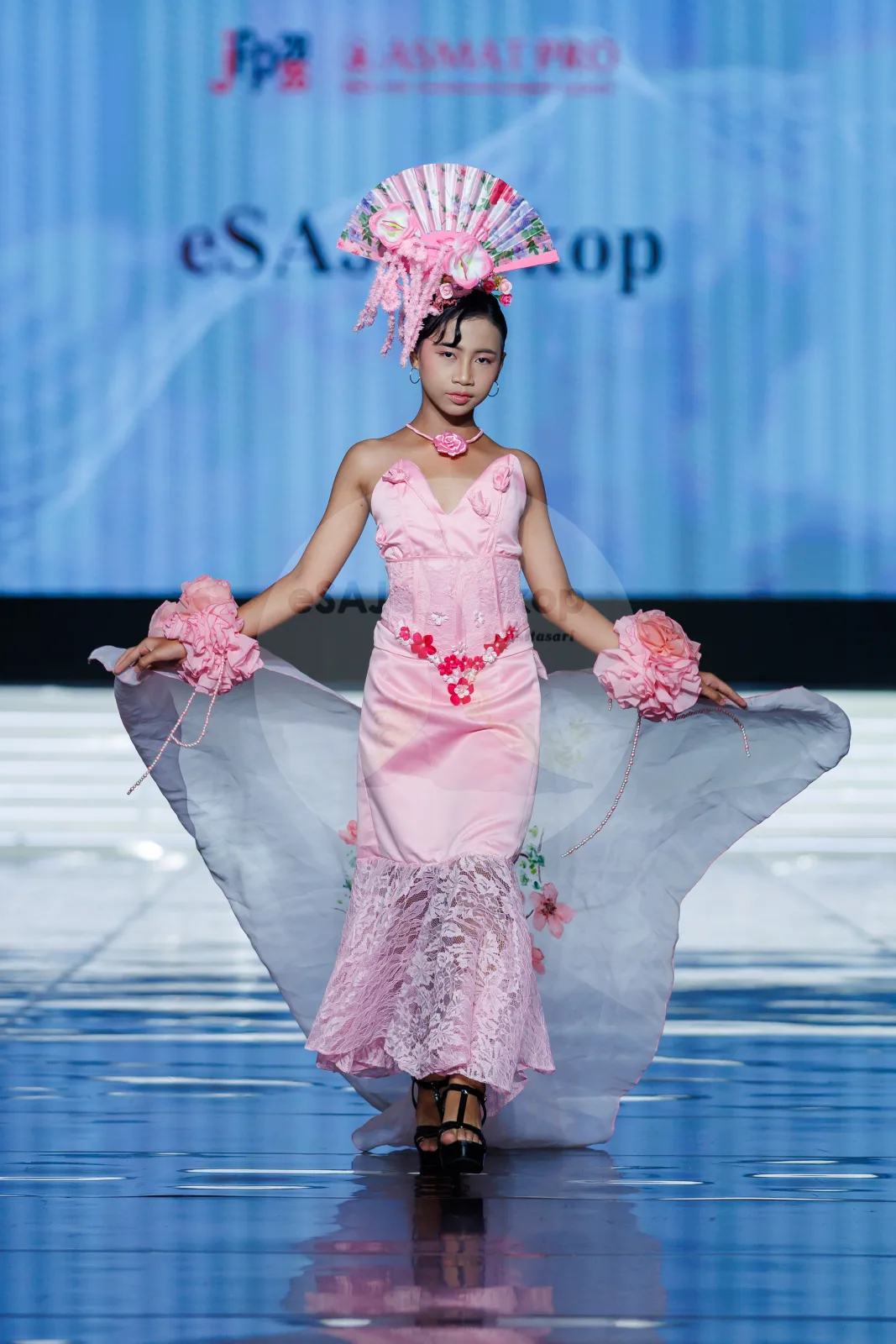 Sudut foto 16